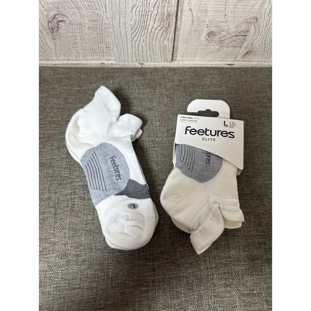 Feetures Elite Light Cushion No Show Tab White Grey Athletic Socks 2pk Large